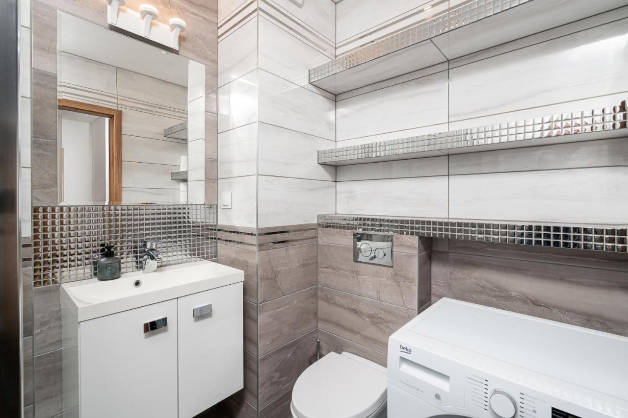 A.S. Home Teczowa Street 3 Rooms Apartment Wroclaw Luaran gambar